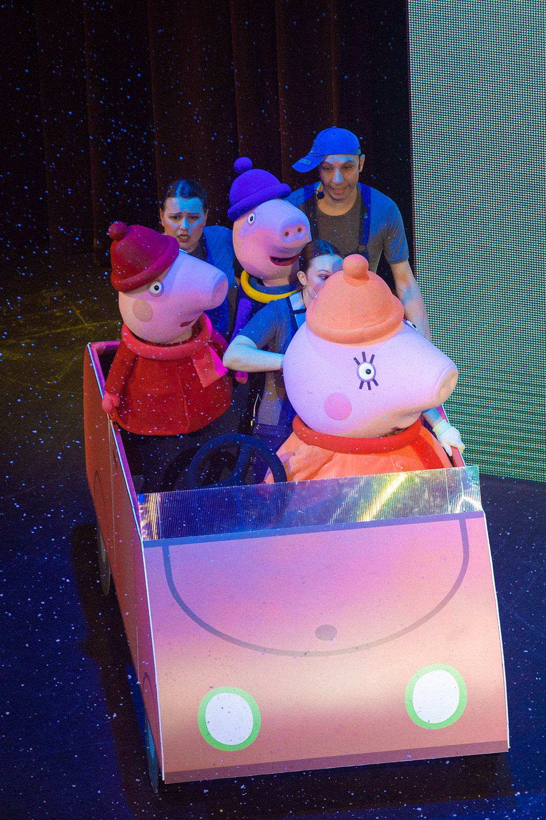 ЦИРК. Фотограф и видеограф для бизнеса в Москве — фуд, рестораны, интерьер, контент | Sizov Studio