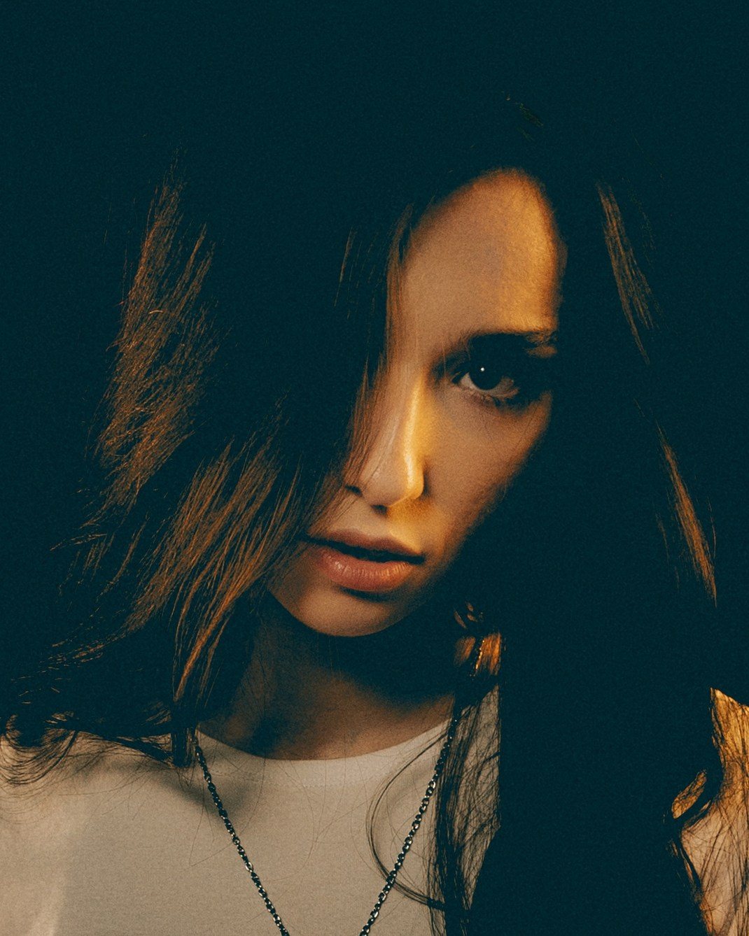 «V». RUSLAN ROZANOV