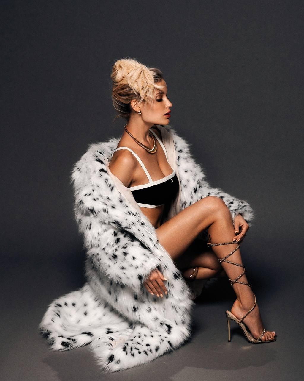 FASHION. Fashion & Boudoir photographer Diana Ageeva