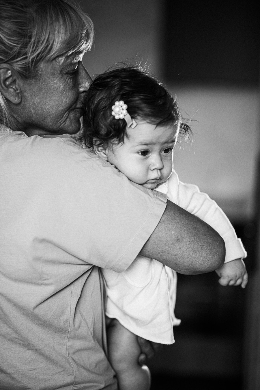 Саша, Катя, Мирослава и бабушка | дома