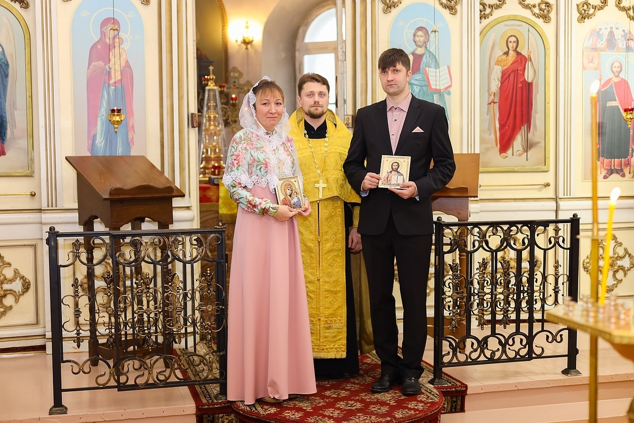 Венчание (Камера Canon R, оптика 50 mm f1,4). Фотограф в Туле Крупский АнДРей. Фотостудия «КАДР71» в Туле