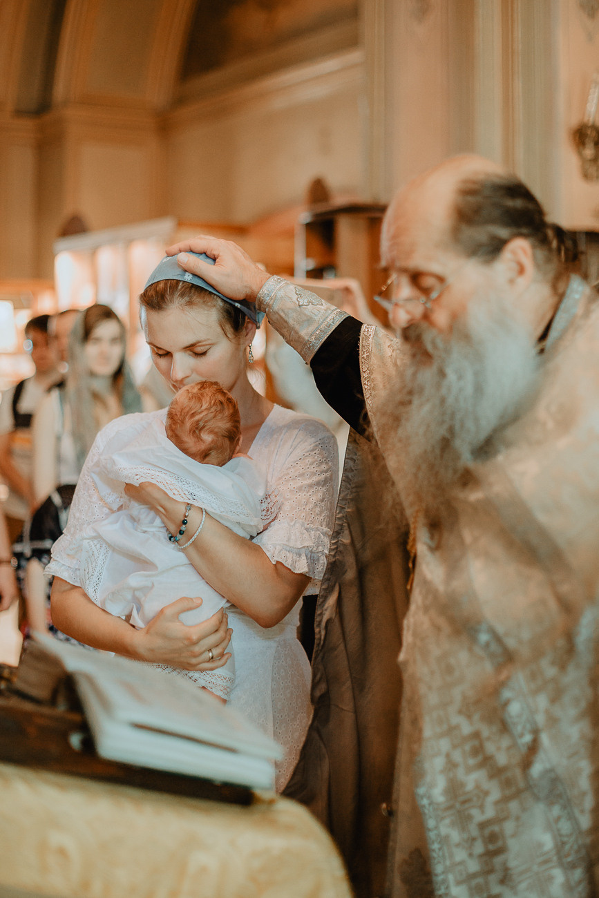 Нужно ли снимать Крещение?