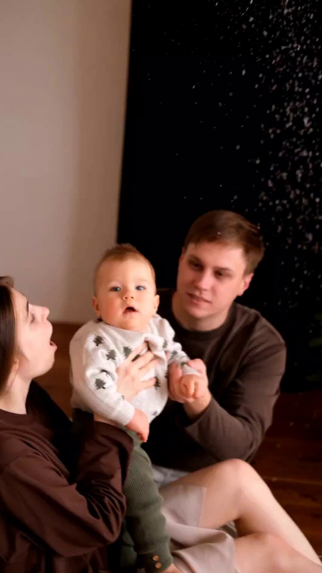 Видео. Семейный детский ньюборн фотограф в Москве Марта Петрова