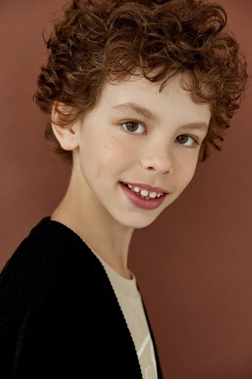 Стребков Лука 10 ЛЕТ 143 СМ. Детское модельное агентство Musthave agency. База профессиональных моделей