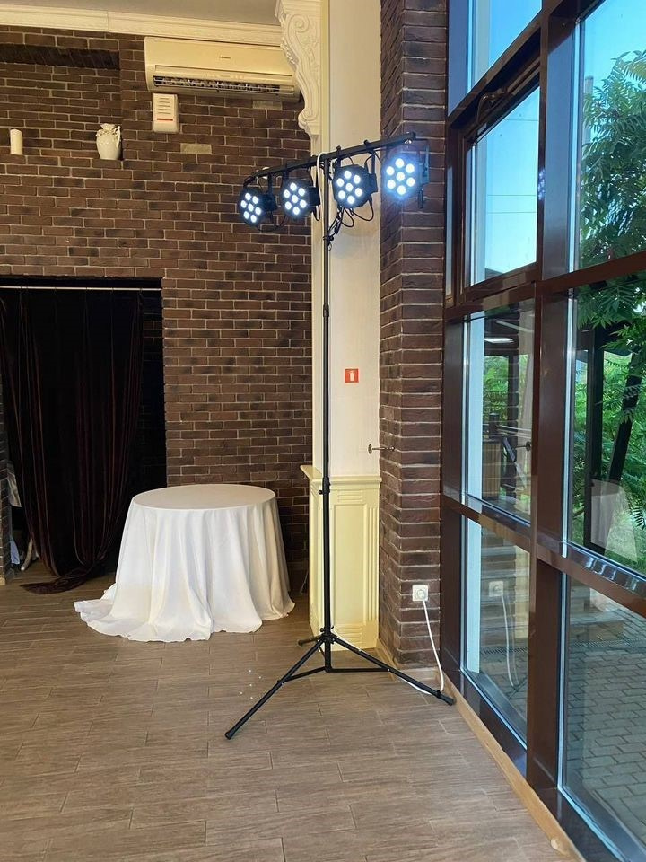 Стойки светомузыки