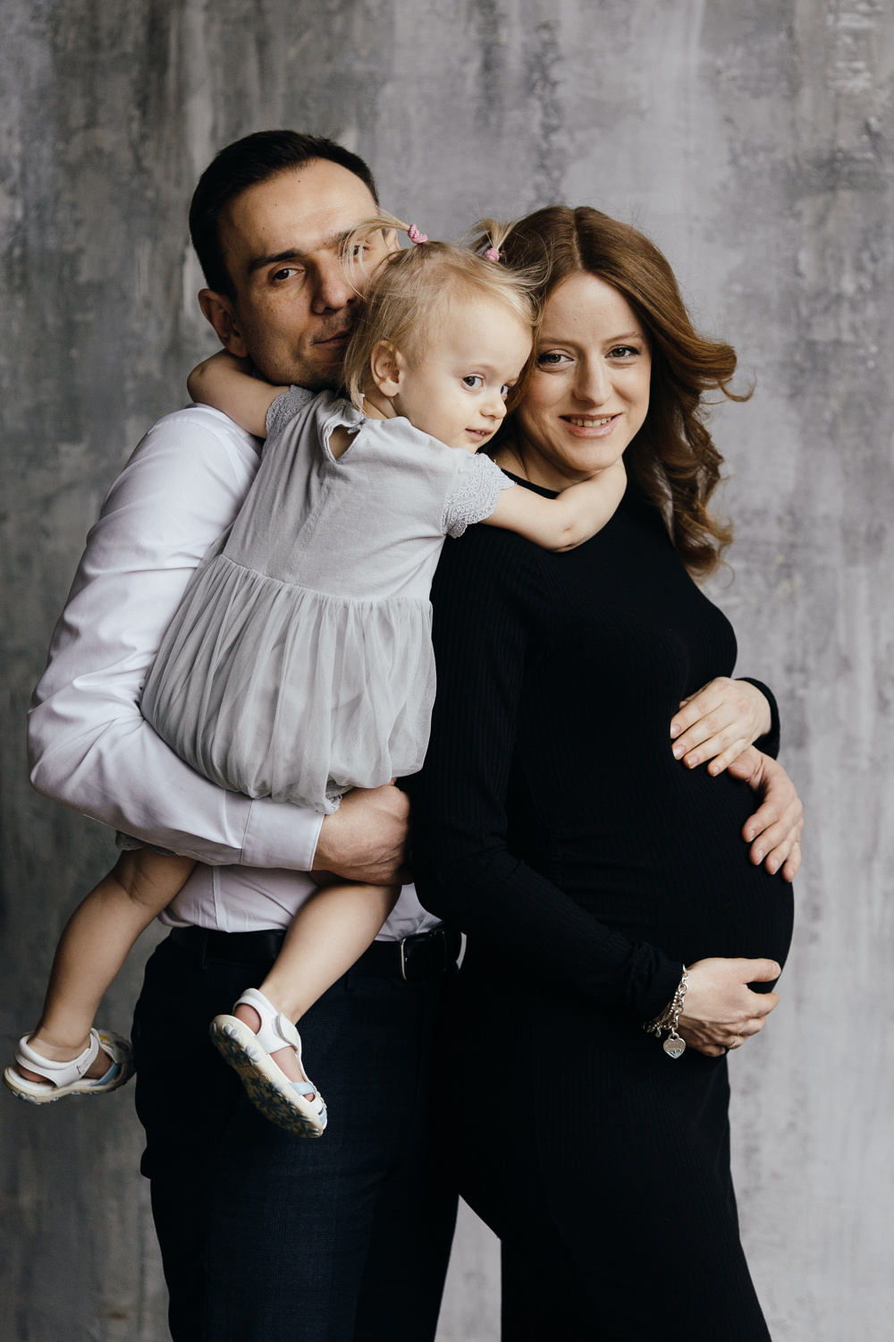 Семейная фотосессия в студии. Свадебный и семейный фотограф в Москве Андрасюк Елена