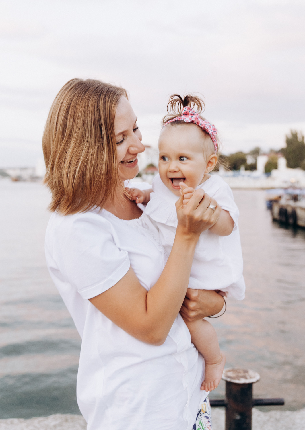 Семейная фотосессия у моря. Свадебный и семейный фотограф в Москве Андрасюк Елена