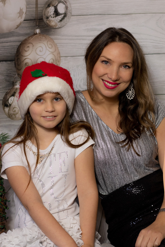 Shine and smile. Family, Children and Business photographer in Belgium