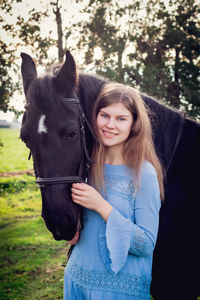 Animal love. Family, Children and Business photographer in Belgium