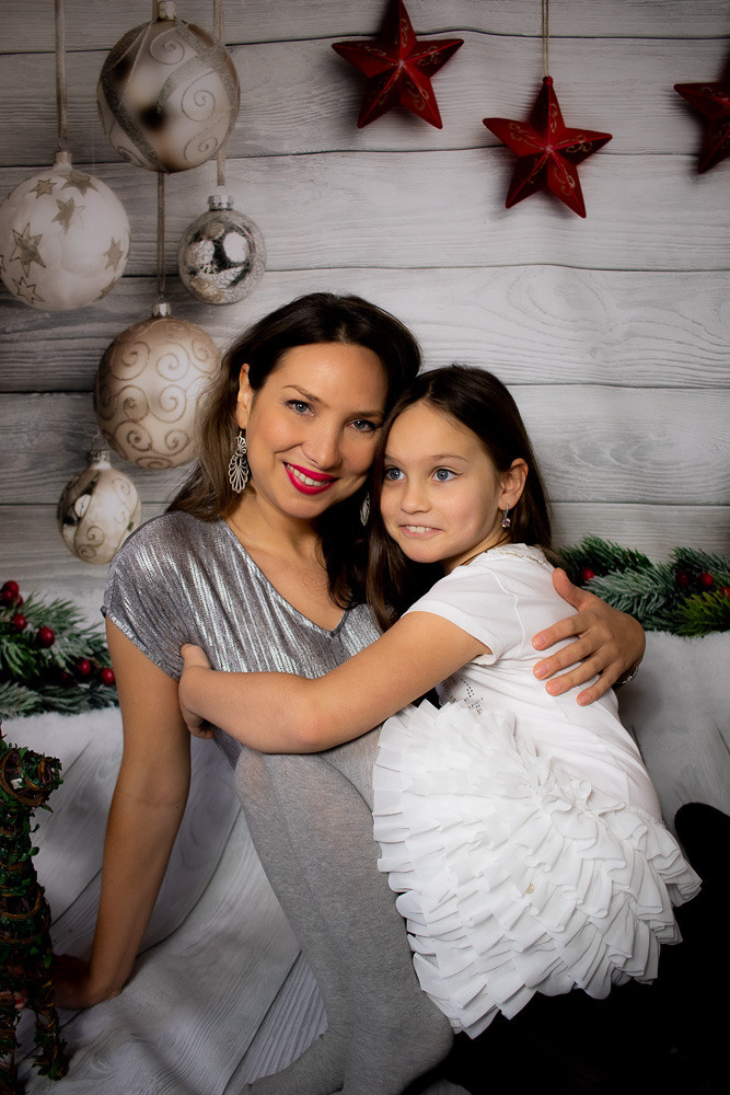 Shine and smile. Family, Children and Business photographer in Belgium