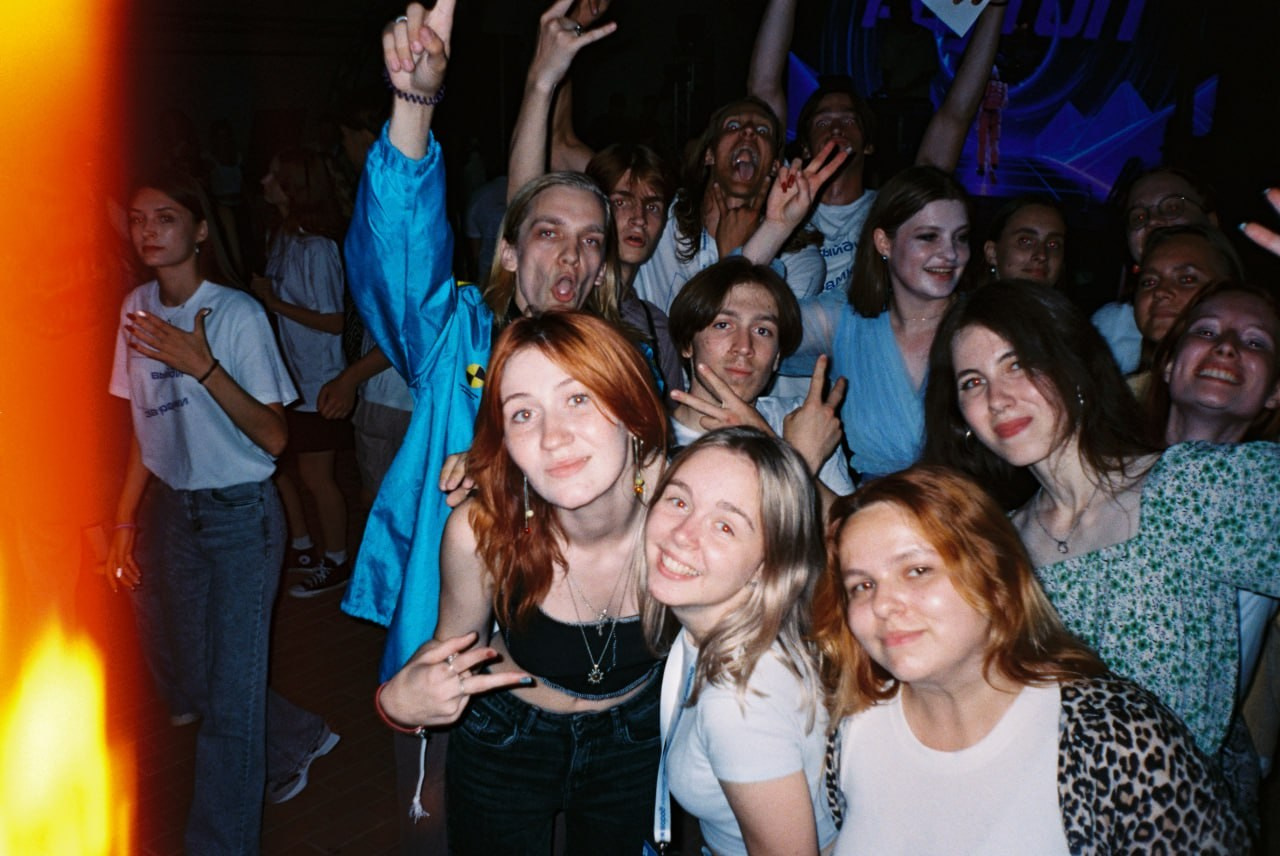 Плёночные воспоминания. Портретный и коллажный фотограф из Москвы