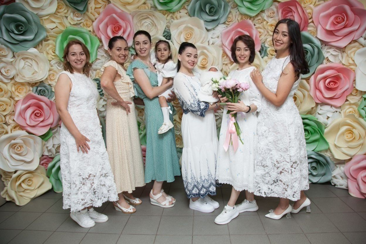 Фотосъемка выписки из роддома в Москве, заказать фотографа на выписку ньюборн съемка в роддоме newborn фотограф в Юдино