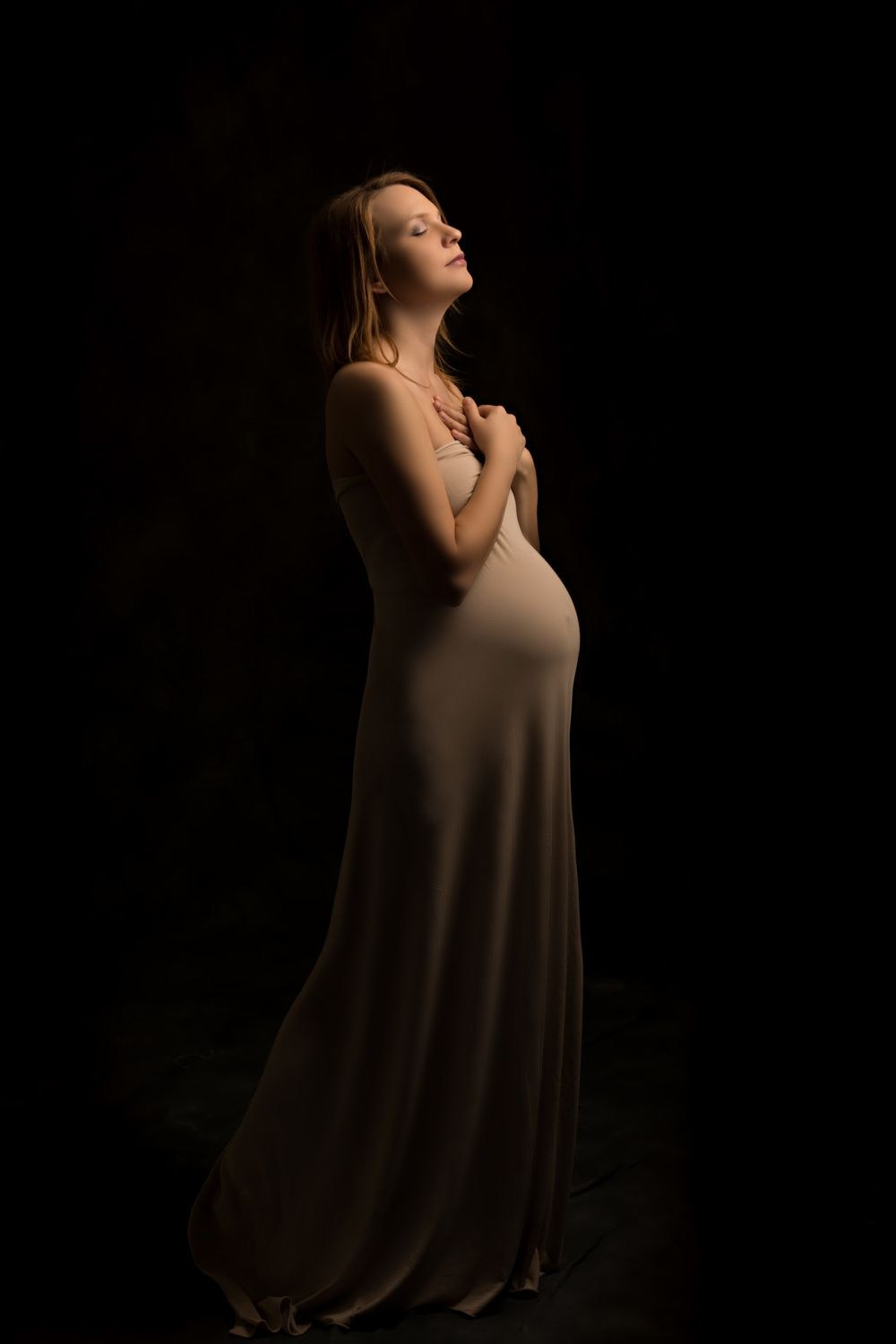В темном ключе. Фотосессия беременности — Крылова Натали — Москва