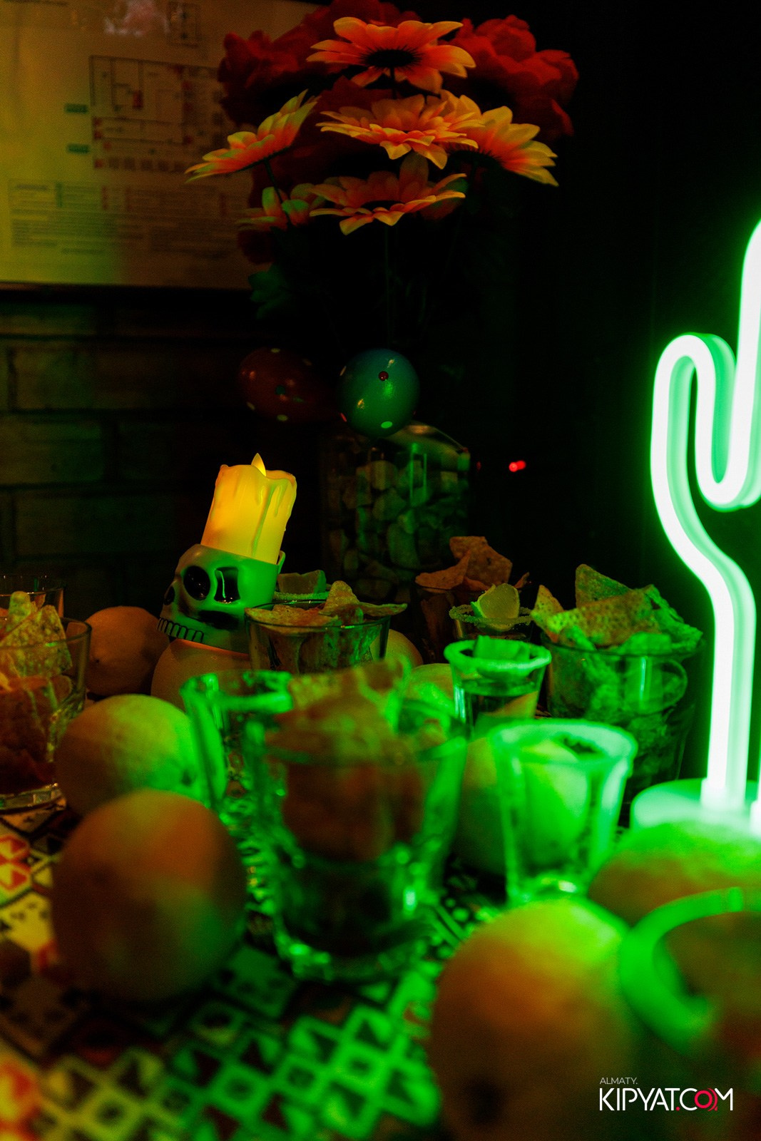 ПИНТА НА АУЭЗОВА. КИПЯТКОМ АЛМАТЫ!