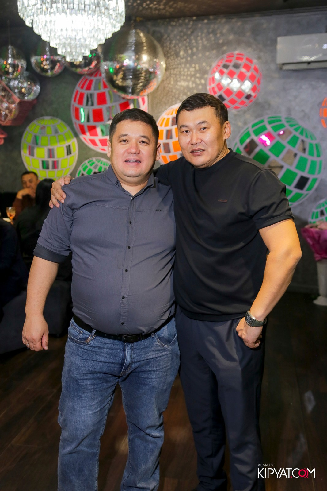 УХО И МЕДВЕДЬ НА САИНА. КИПЯТКОМ АЛМАТЫ!