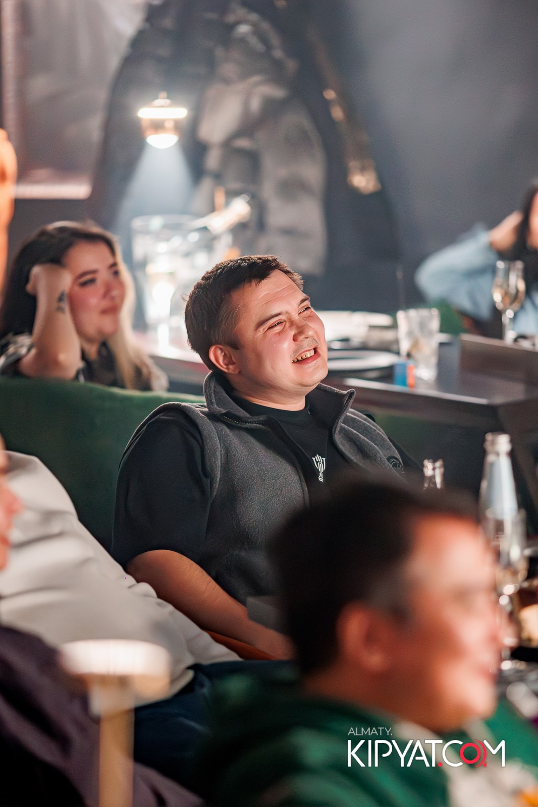 STAND UP КОНЦЕРТ АЛЕКСАНДРА МЕРКУЛЬ. КИПЯТКОМ АЛМАТЫ!