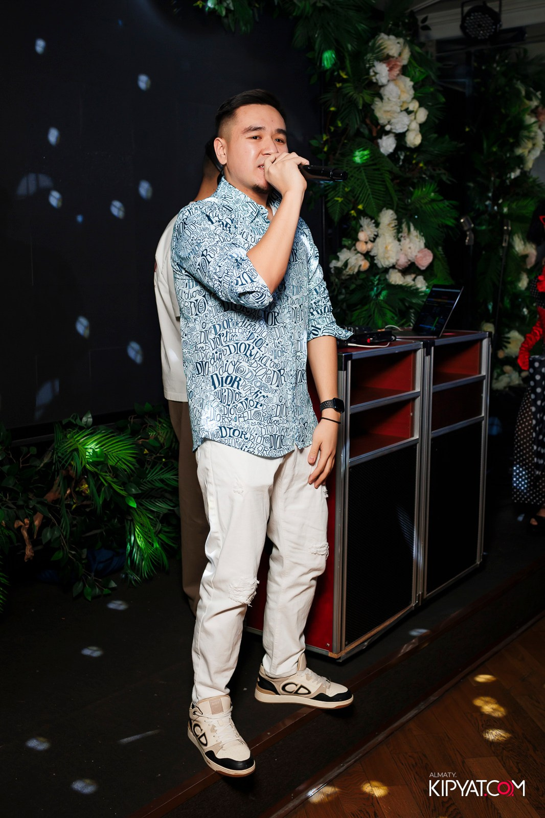 УХО И МЕДВЕДЬ НА КУРМАНГАЗЫ. КИПЯТКОМ АЛМАТЫ! Фотосъемка мероприятий в Алматы