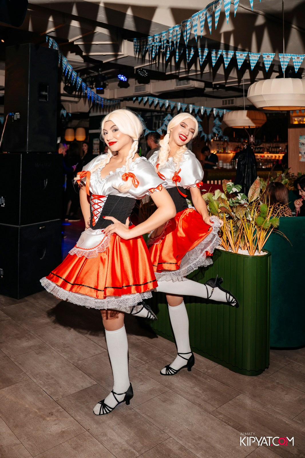 OKTOBERFEST — ПИНТА НА СЕЙФУЛЛИНА. КИПЯТКОМ АЛМАТЫ!