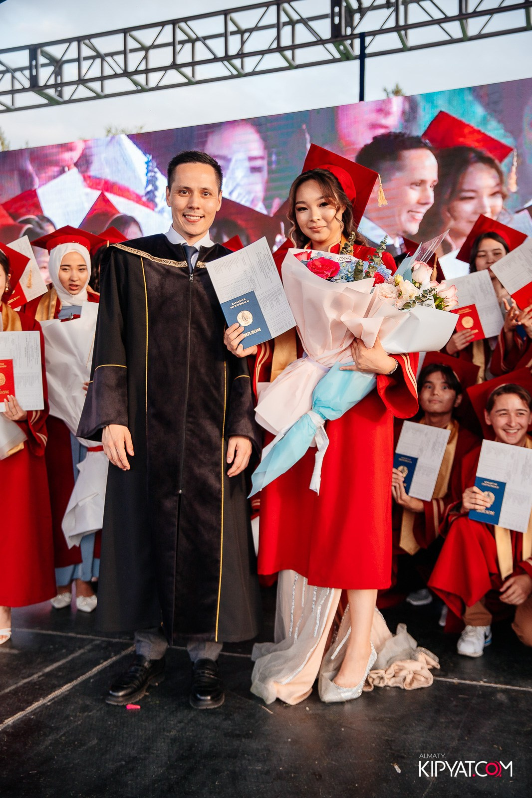 ВРУЧЕНИЕ ДИПЛОМОВ — НАРХОЗ КОЛЛЕДЖ. Part 4. КИПЯТКОМ АЛМАТЫ!