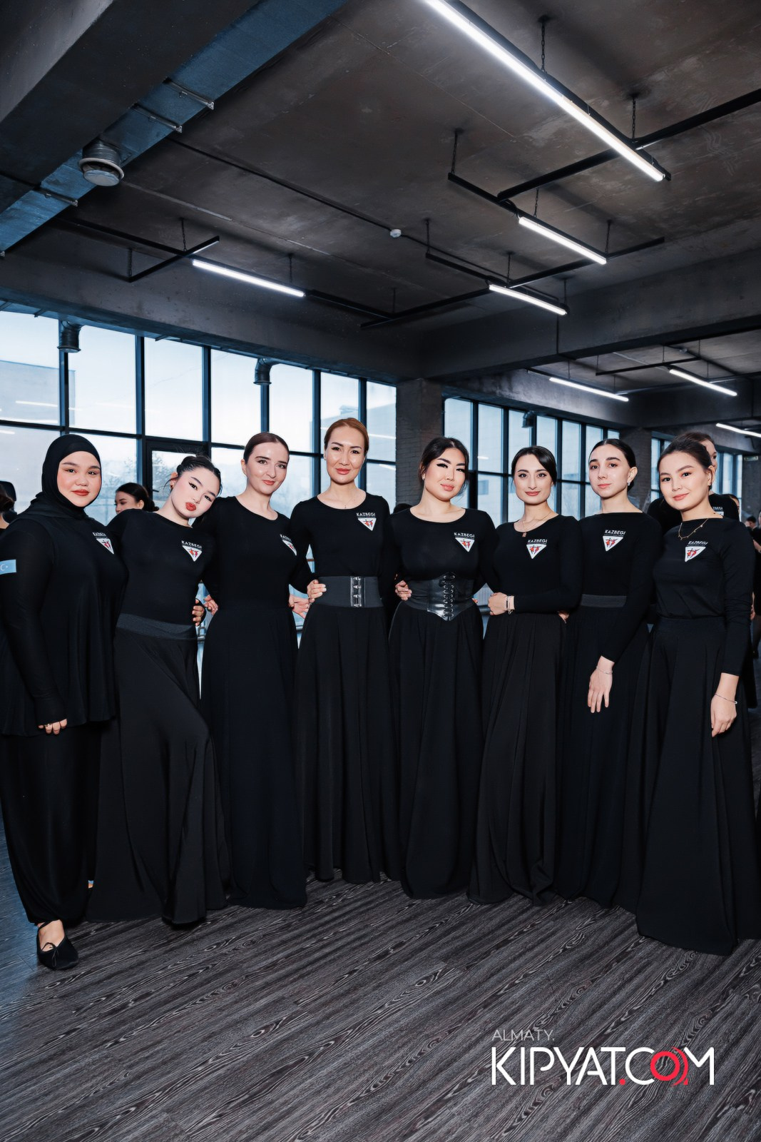 BLOCKBUSTER ТАНЦЕВАЛЬНАЯ АКАДЕМИЯ. КИПЯТКОМ АЛМАТЫ!