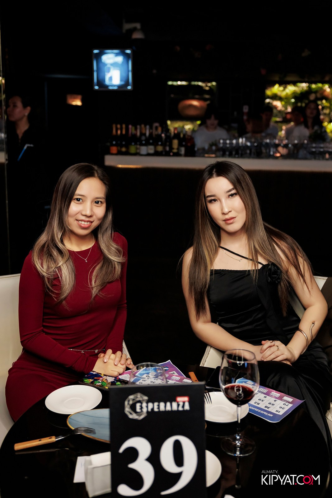 МУЗЫКАЛЬНОЕ ЛОТО В HIT RETRO. КИПЯТКОМ АЛМАТЫ! Фотосъемка мероприятий в Алматы