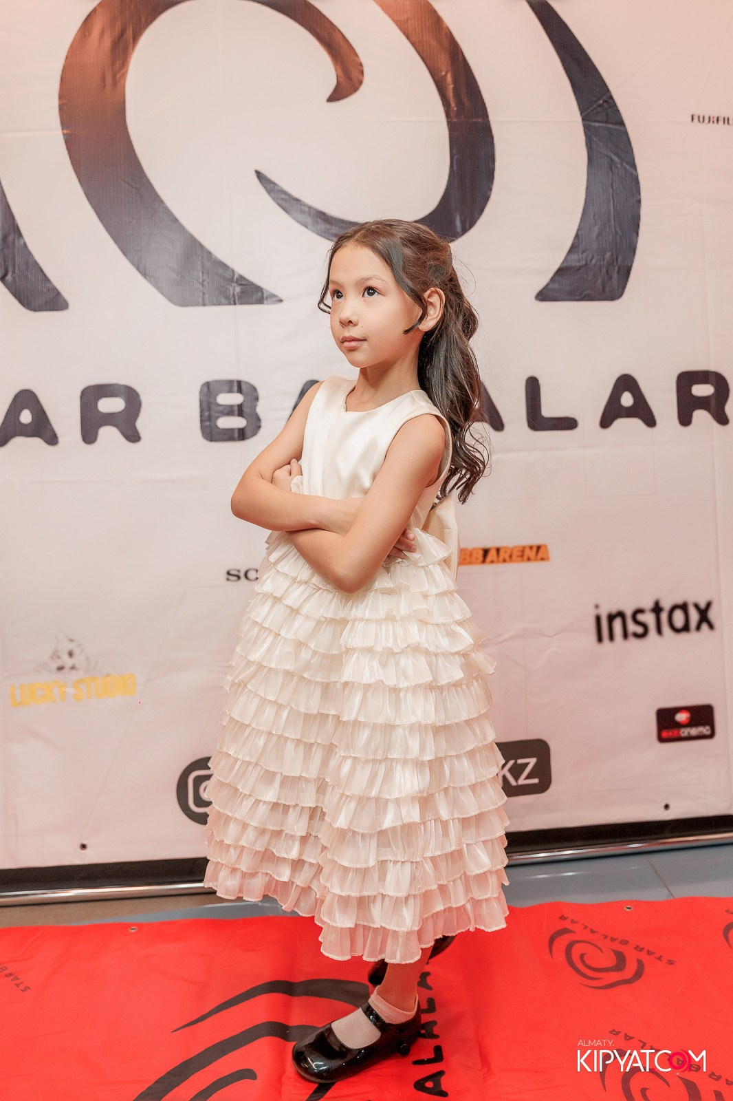 ПРЕЗЕНТАЦИЯ 10 ГРУППЫ КИНОПРОЕКТА STARBALALAR. КИПЯТКОМ АЛМАТЫ!