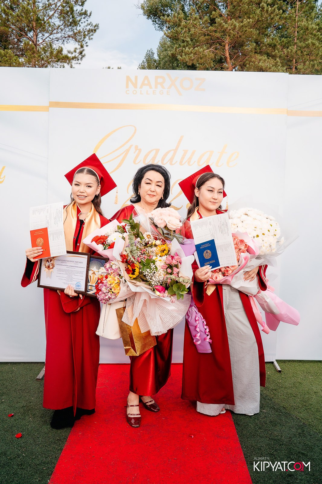 ВРУЧЕНИЕ ДИПЛОМОВ — НАРХОЗ КОЛЛЕДЖ. Part 1. КИПЯТКОМ АЛМАТЫ!
