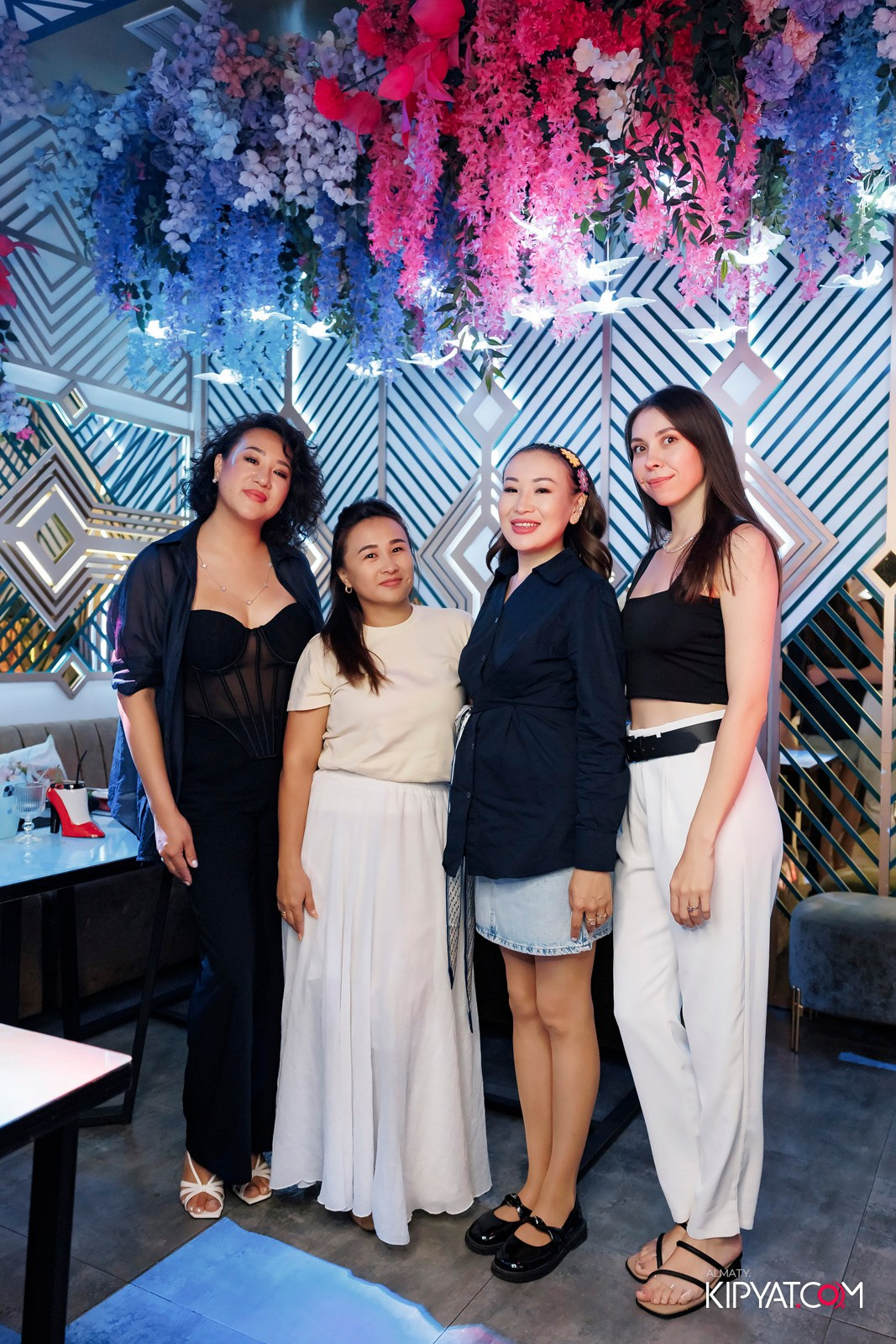 ЗАЯ, НА БИС. КИПЯТКОМ АЛМАТЫ!