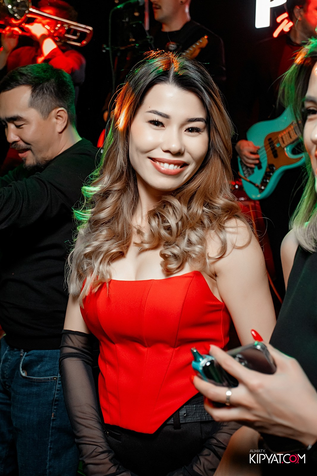 ПИНТА НА ДОСТЫК. КИПЯТКОМ АЛМАТЫ!