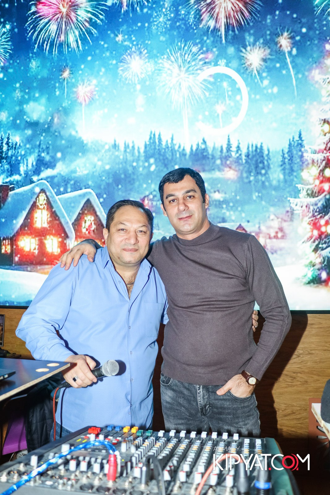 ГРУЗИНСКИЙ ДВОР НА КАБАНБАЙ БАТЫРА. КИПЯТКОМ АЛМАТЫ!