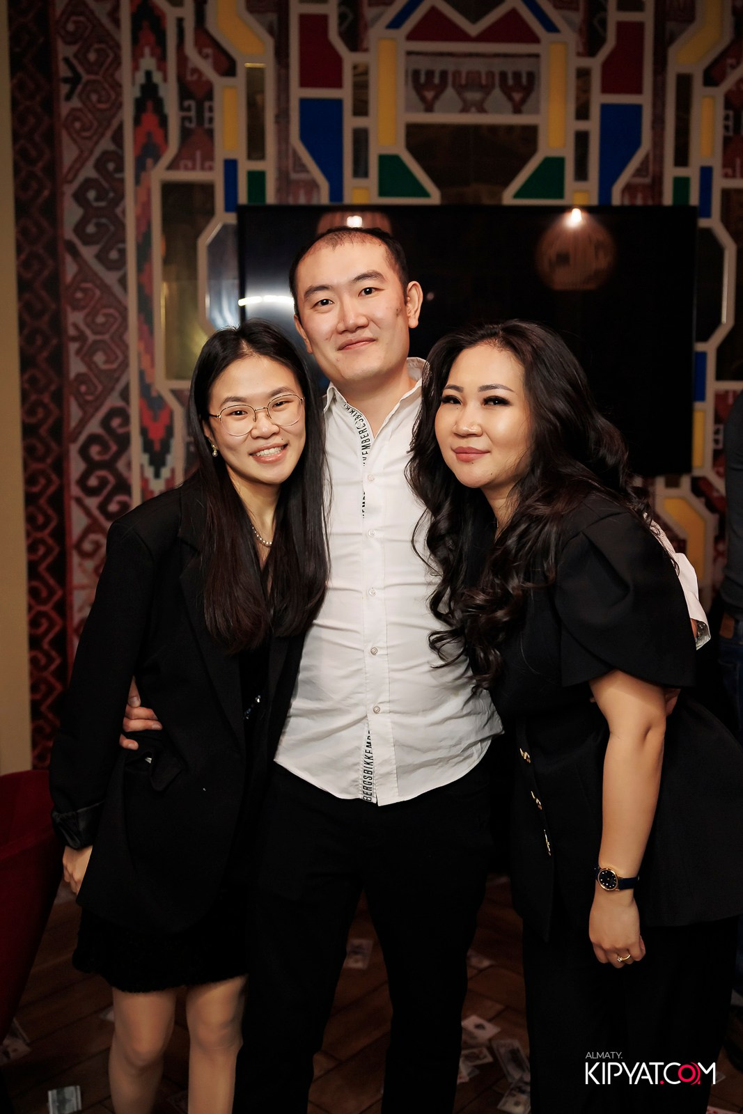 ЗАЯ, НА БИС. КИПЯТКОМ АЛМАТЫ! Фотосъемка мероприятий в Алматы