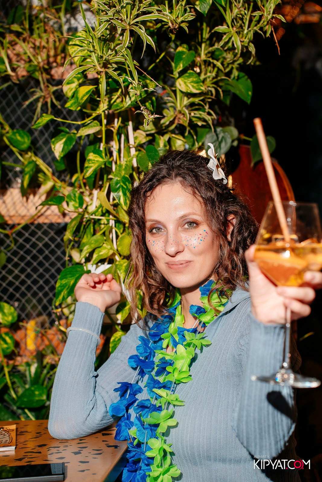 RE: SET. КИПЯТКОМ АЛМАТЫ! Фотосъемка мероприятий в Алматы