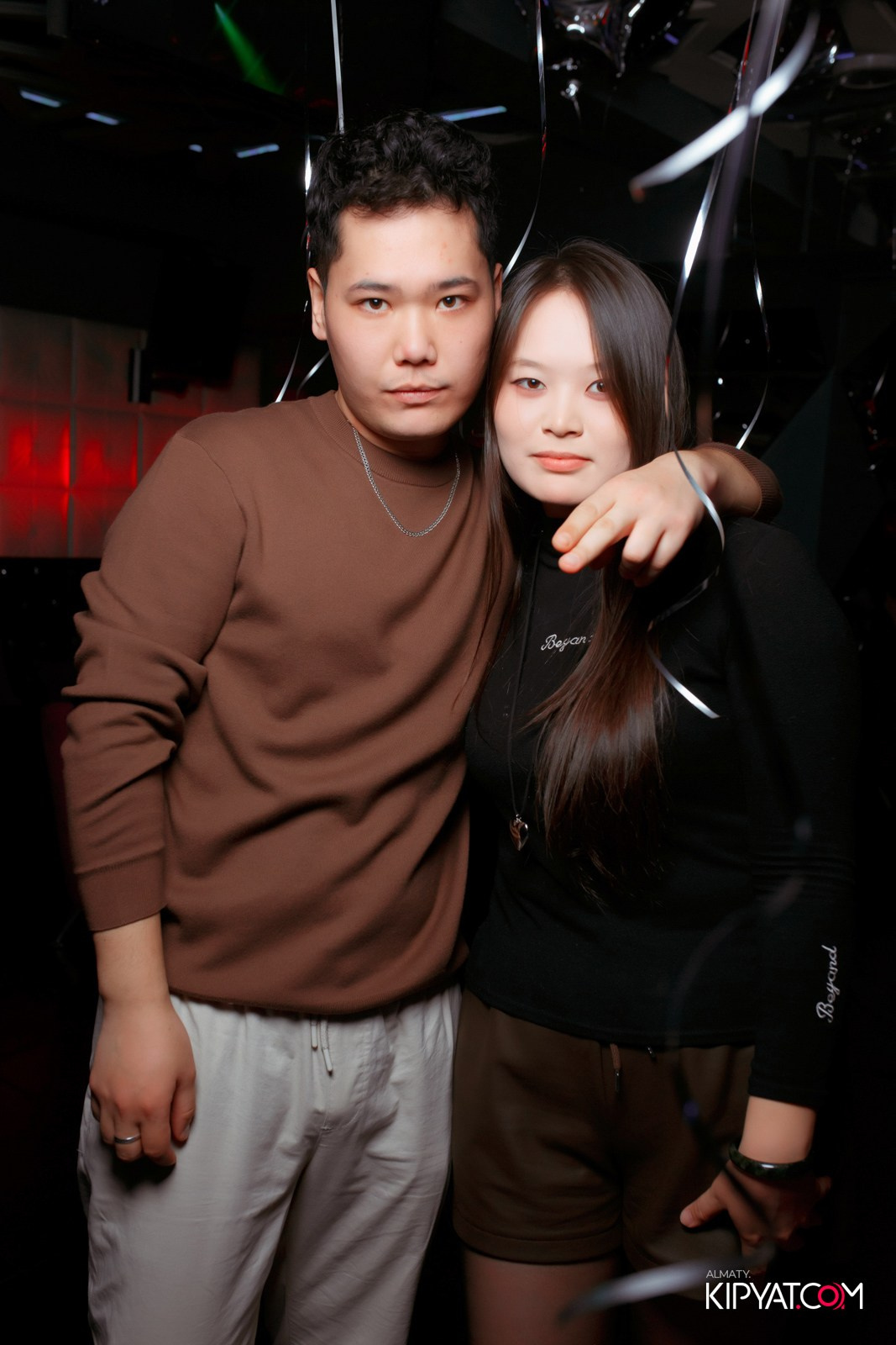 КАРАОКЕ МИКРОФОН. КИПЯТКОМ АЛМАТЫ!