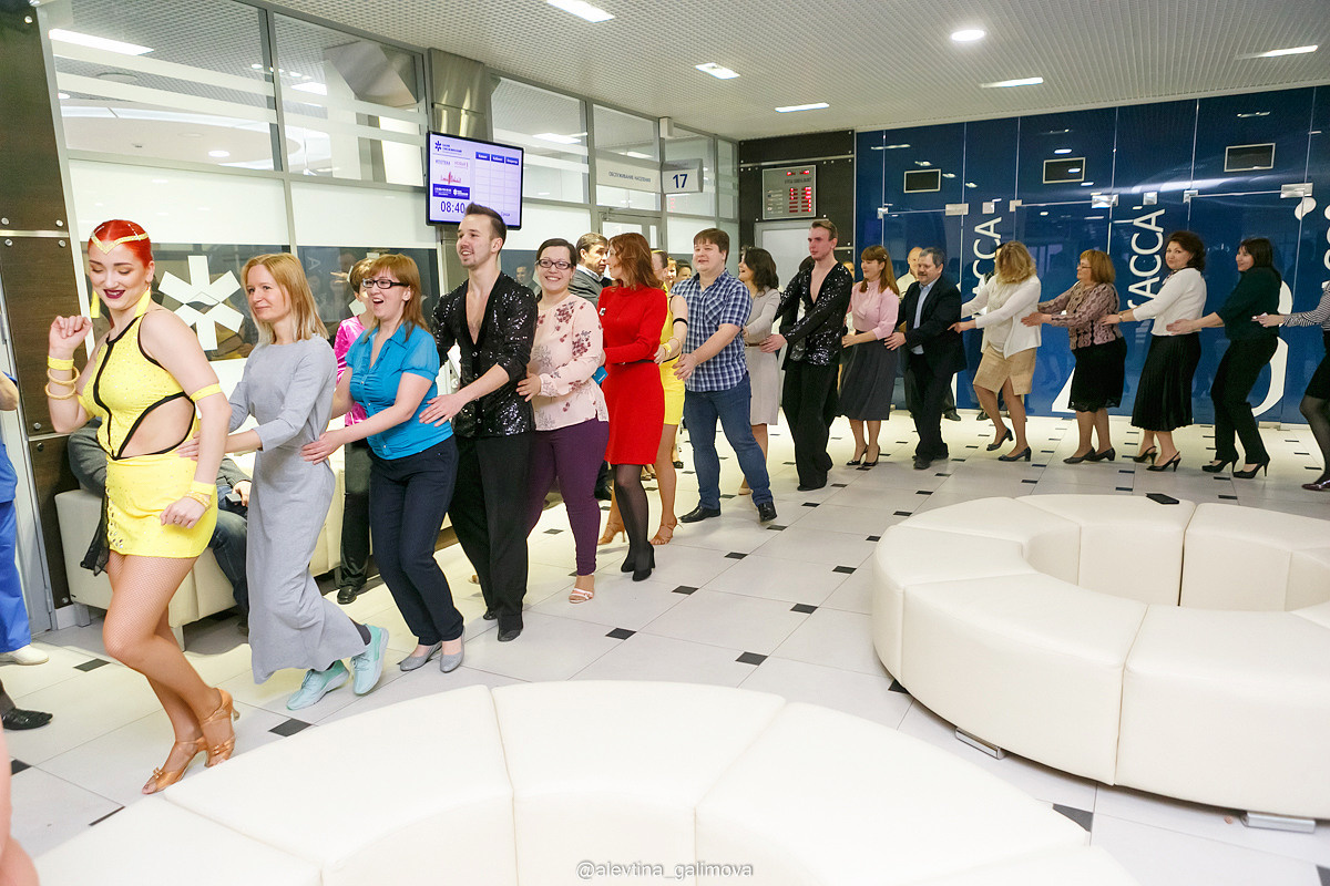 Репортажная фотосъемка мероприятий. Выпускные фотоальбомы и папки для школ и садиков в Челябинске