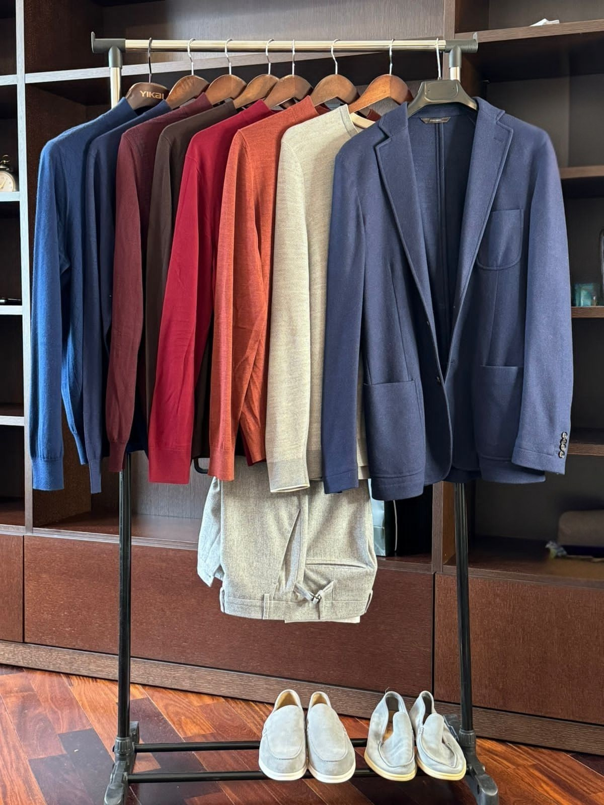 Стилизация мужского гардероба, разбор гардероба, шопинг в Москве. Стилист — имиджмейкер в Москве Дарья Фастован