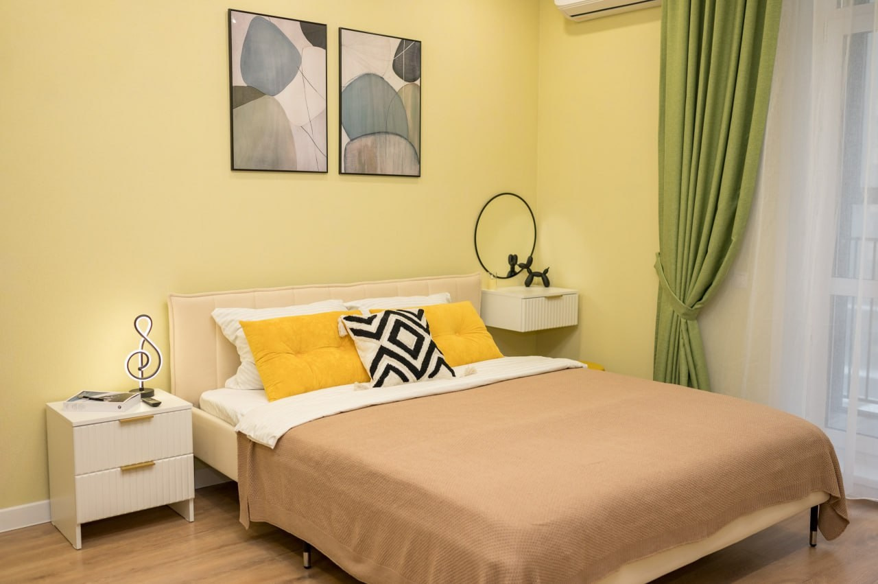 Студия «Солнце» Молодогвардейская 33. Хоумстейдж Пермь, Квартиры посуточно в Перми