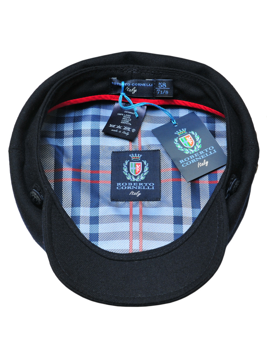 Кепка, сфотографированная изнутри.