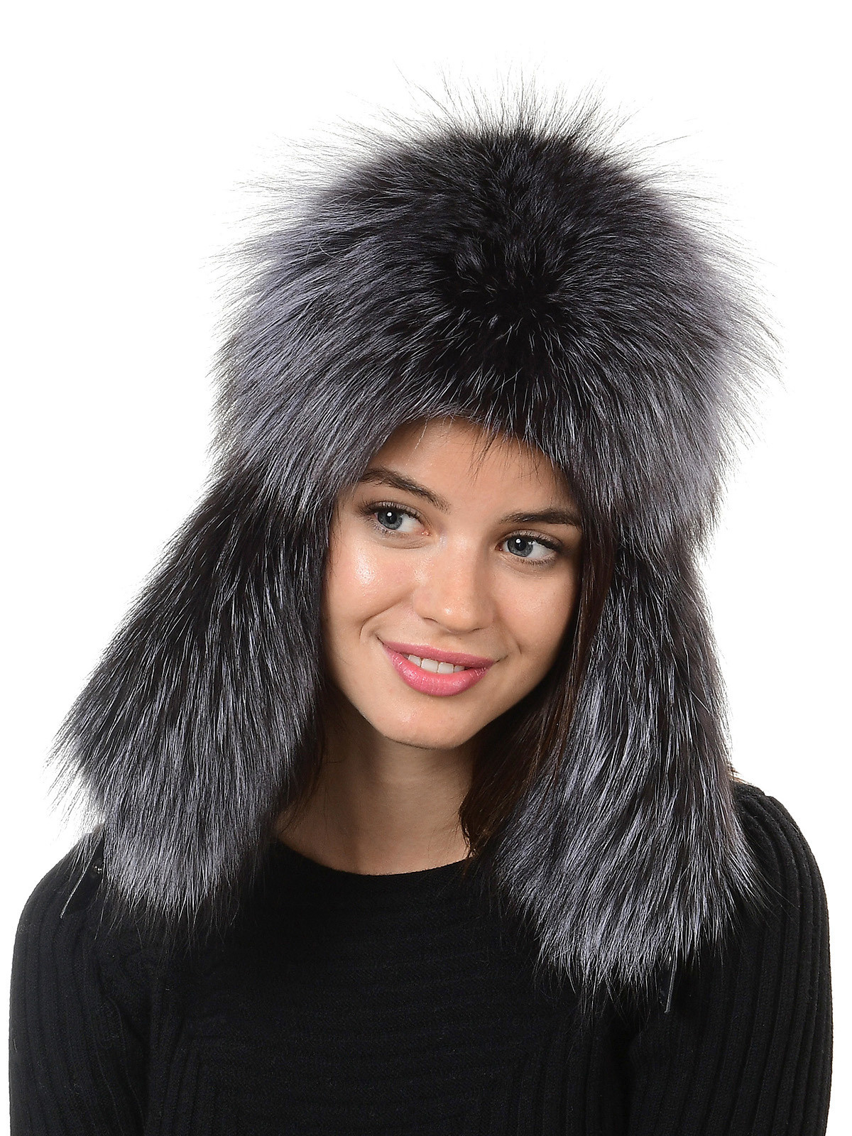 Фотосъемка меховых головных уборов для Вайлдберриз.