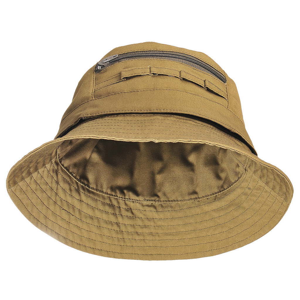 Военная панама на белом фоне.