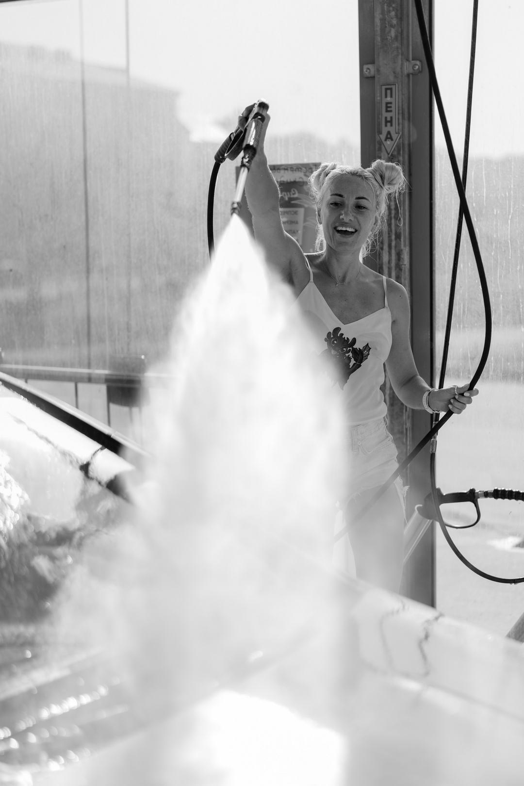 Фотосессия в Геленджике: На автомойке — фотограф Жанна Шестопалова