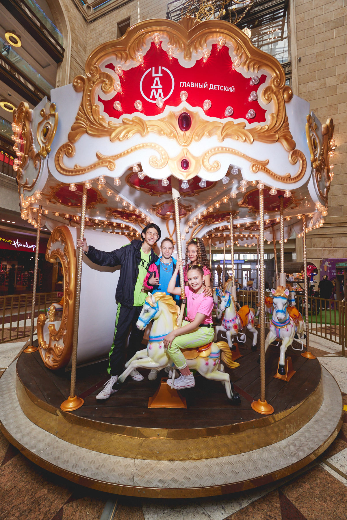 Репортажная съемка. Яркий репортажный фотограф в Москве Лоскутов Глеб