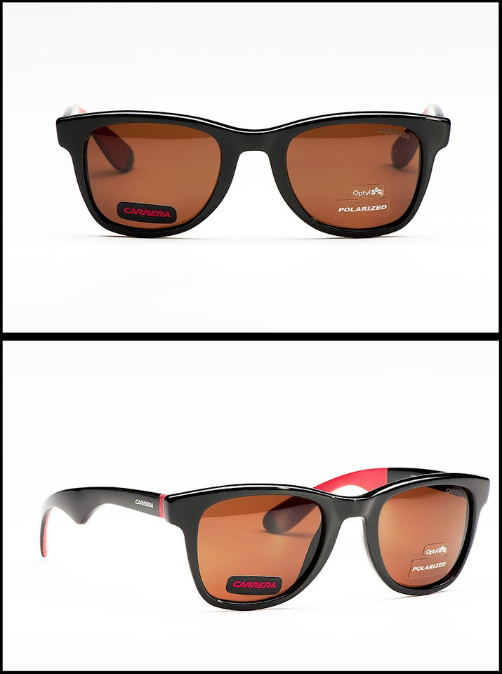 Пара солнцезащитных очков на студийном фоне.