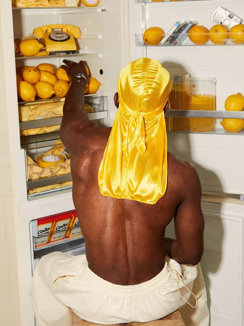 Фотосъемка одежды для интернет-магазина под ключ в Москве. От идеи до готовых фото для сайта и маркетплейсов. Работаем на результат