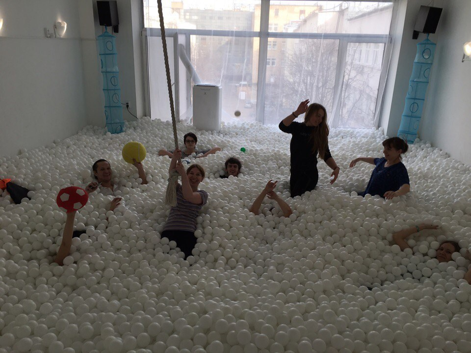 Сухой бассейн H2Ball |12.03.2017. Галерея Фантим