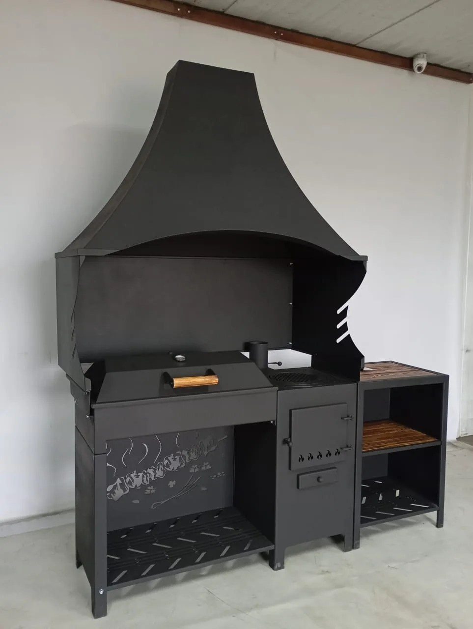 «Джета с вытяжным зонтом и функцией смокер. Купить / заказать мангал для дома в Краснодаре от производителя «Дарбин»