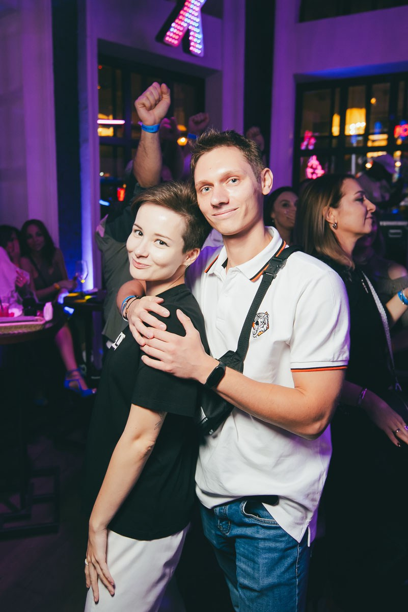 Концерт LINDA в РУКИ ВВЕРХ БАР в Ростове-на-Дону