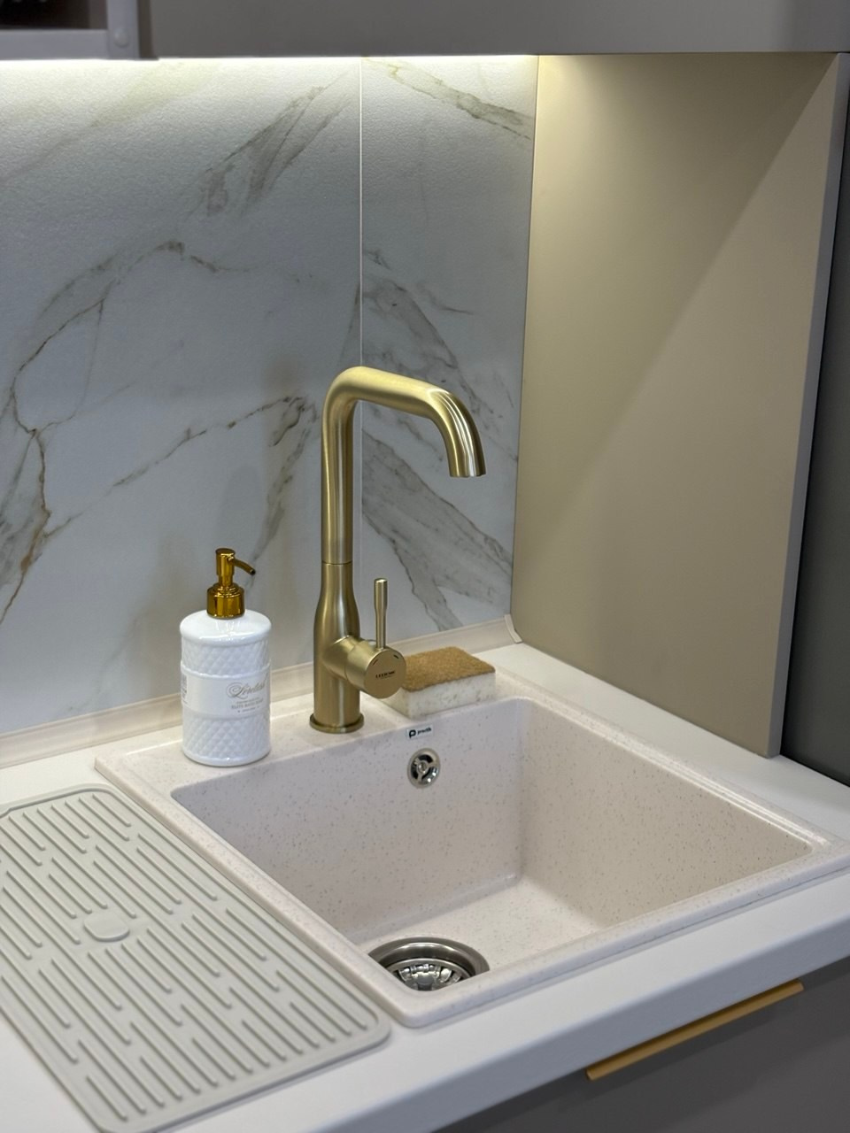 Квартира 45 м². ПРОЕКТИРОВАНИЕ ИНТЕРЬЕРОВ И АРХИТЕКТУРНЫХ РЕШЕНИЙ В СТУДИИ SHELOFAST DESIGN