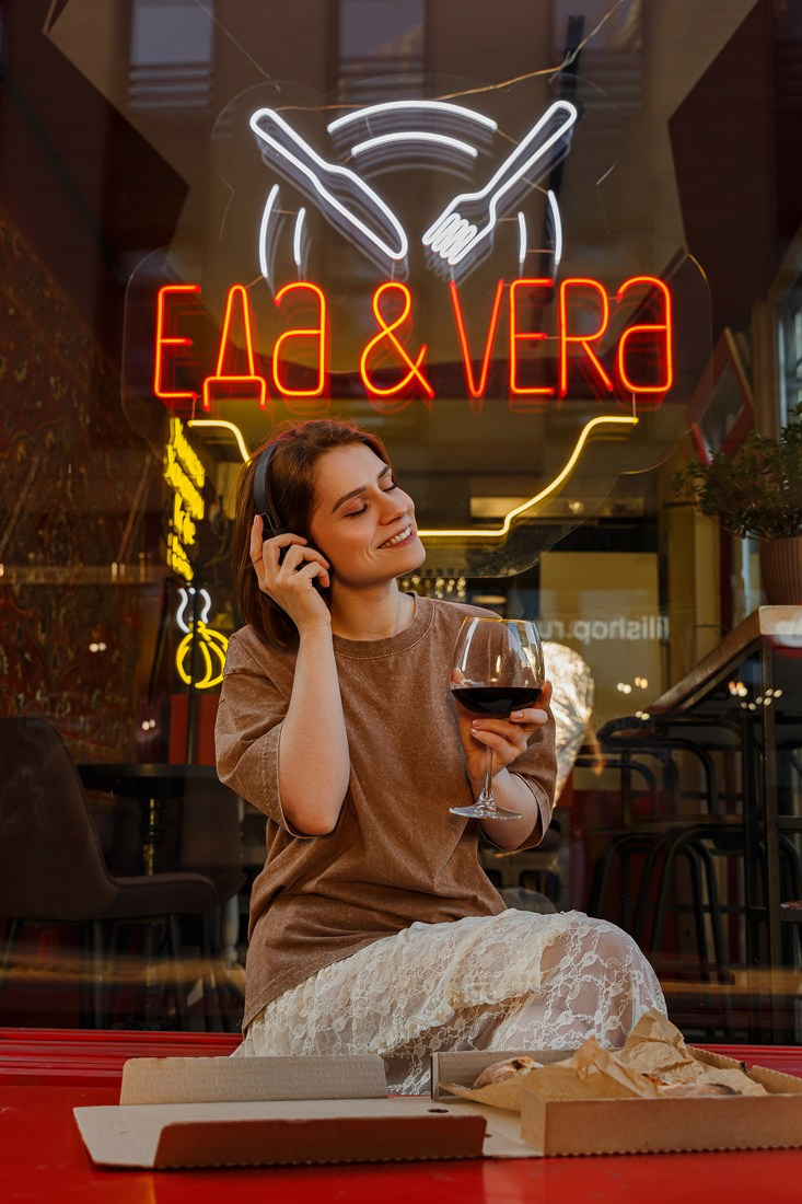 Репортажная и контент съемка. Портретный и Семейный фотограф в Санкт-Петербурге Rocket Alice