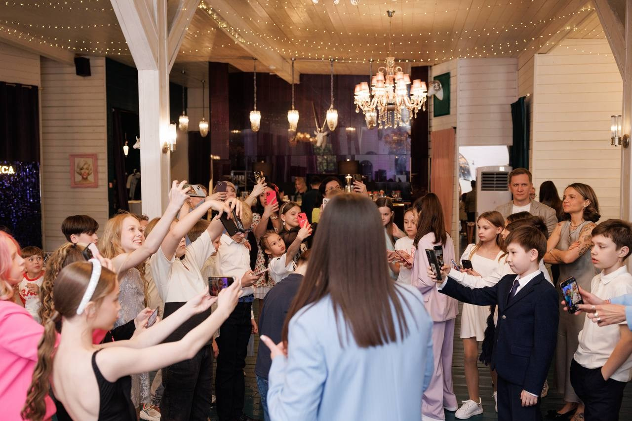 Выпускной 4 класс. Ведущий на свадьбу юбилей корпоратив в Москве и МО Светлана Винокурова