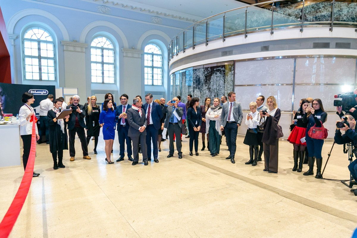 Международная выставка «Здравствуй, Италия!», Москва, Манеж, декабрь 2018 г. Портретные фотографы в Москве — Анна и Алексей Бородины